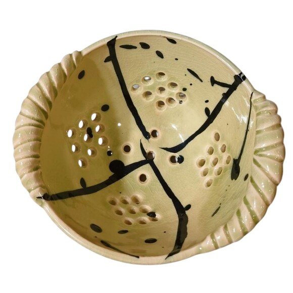 Beautiful 5.5" Ceramic Berry Colander with Artistic Design, Signed on Bottom - Picture 2 of 6